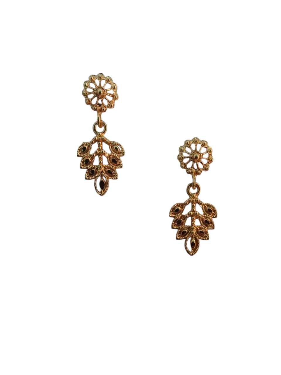gold necklace and earring set